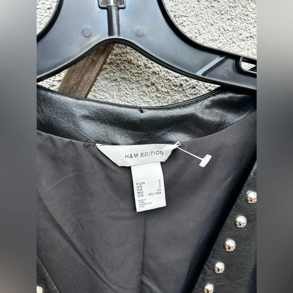 H&M Stud-embellished coated Leather dress in Black - Picture 7 of 10